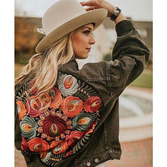 NWT PREMIUM Boho Embroidered Oversized Jean Jacket - Picture 2 of 8